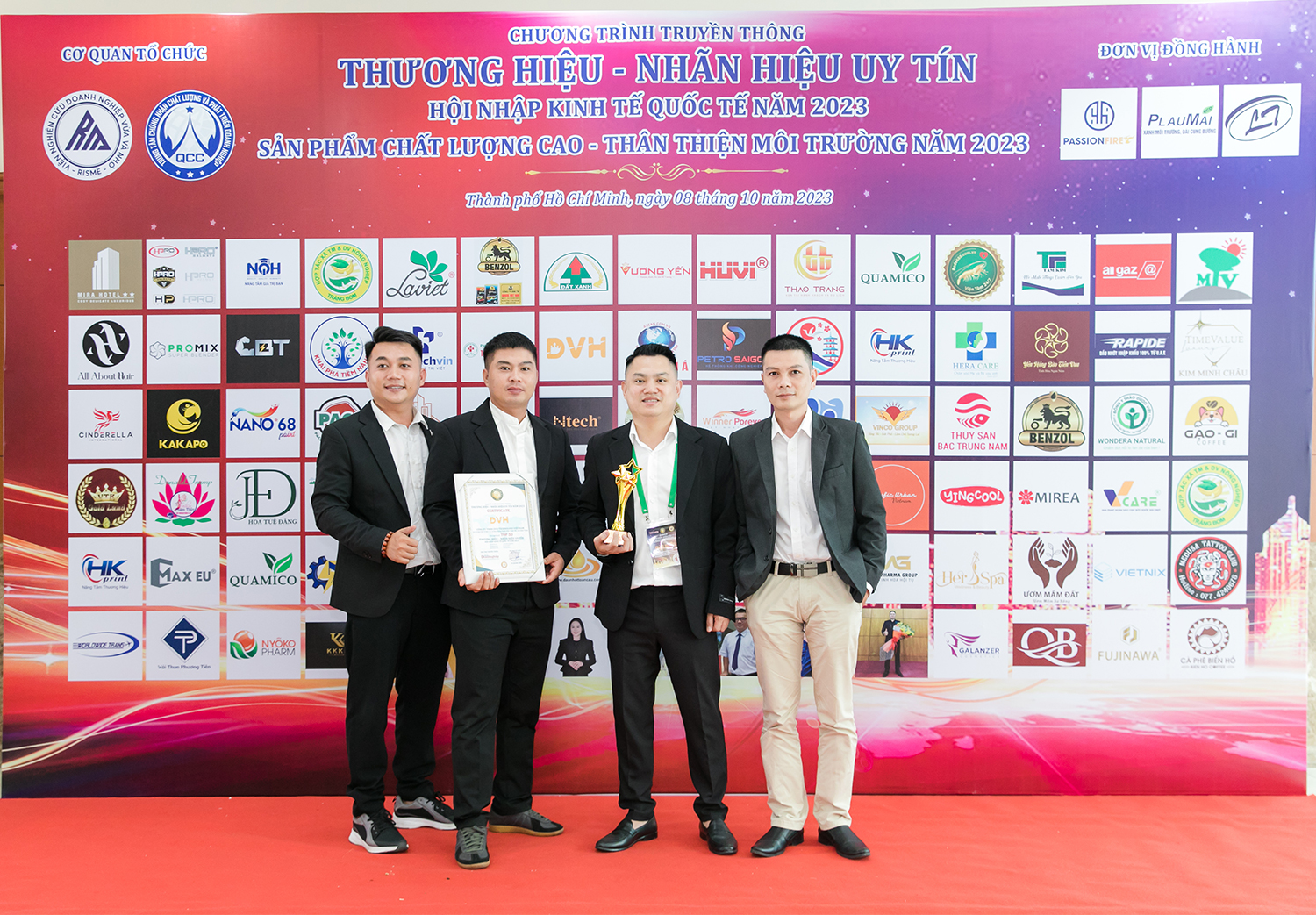 Công Ty TNHH DVH Technology Việt Nam Đạt Giải Sản Phẩm Chất Lượng Cao Thân Thiện Môi Trường 2023